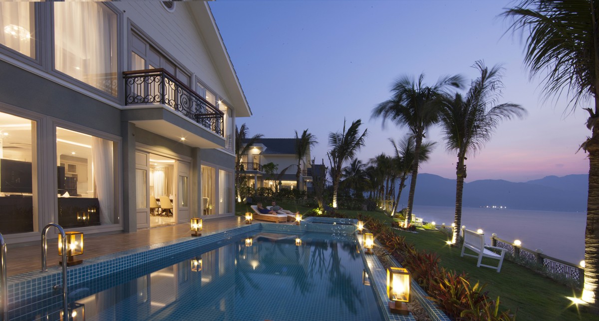 Tận hưởng không gian nghỉ dưỡng yên bình, sang trọng bên thiên nhiên khoáng đạt cùng Hòn Tằm Resort