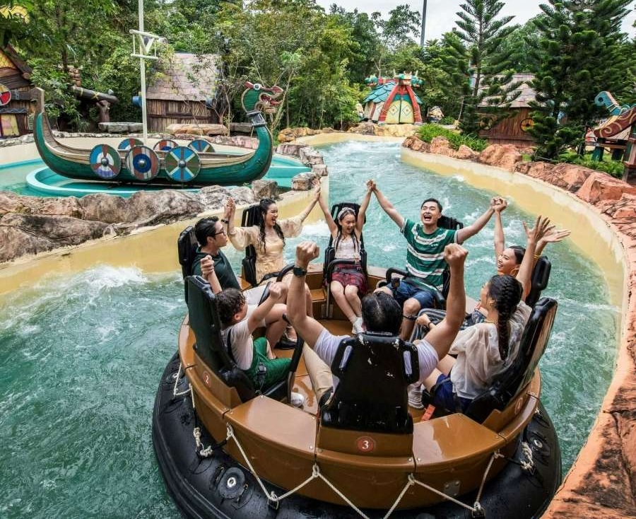 Du lịch là cách để bạn tận hưởng không gian tự nhiên và tạm thời thoát khỏi những áp lực hàng ngày