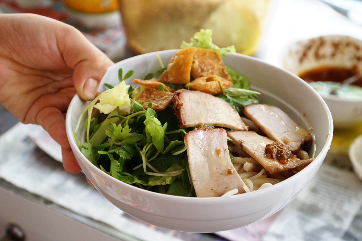 Cao lầu hủ tiếu Ông Tý Hội An