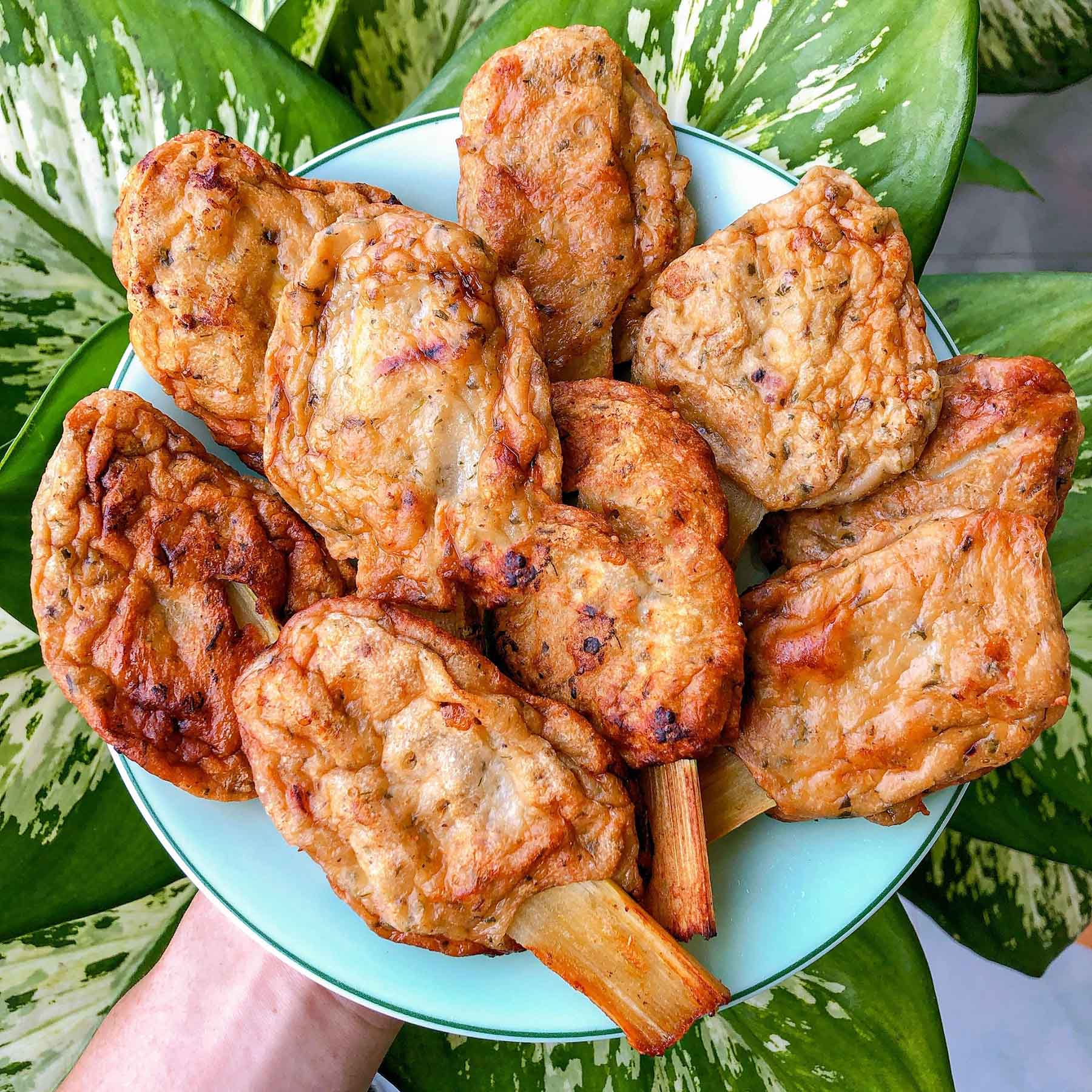 Chả chìa Hạ Lũng Đặc sản Hải Phòng này có hương vị và hình dáng độc đáo