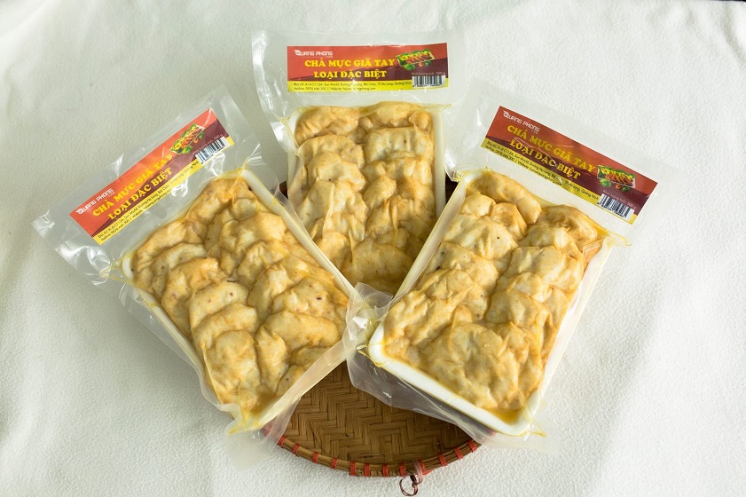 Chả mực giã tay Quang Phong chất lượng