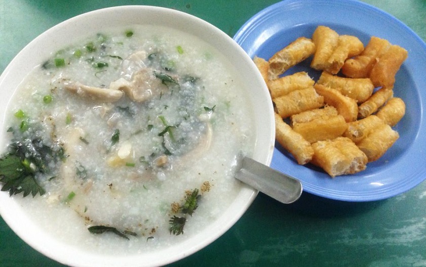 Cháo gà thơm ngon ở địa chỉ Hoàng Quốc Việt 