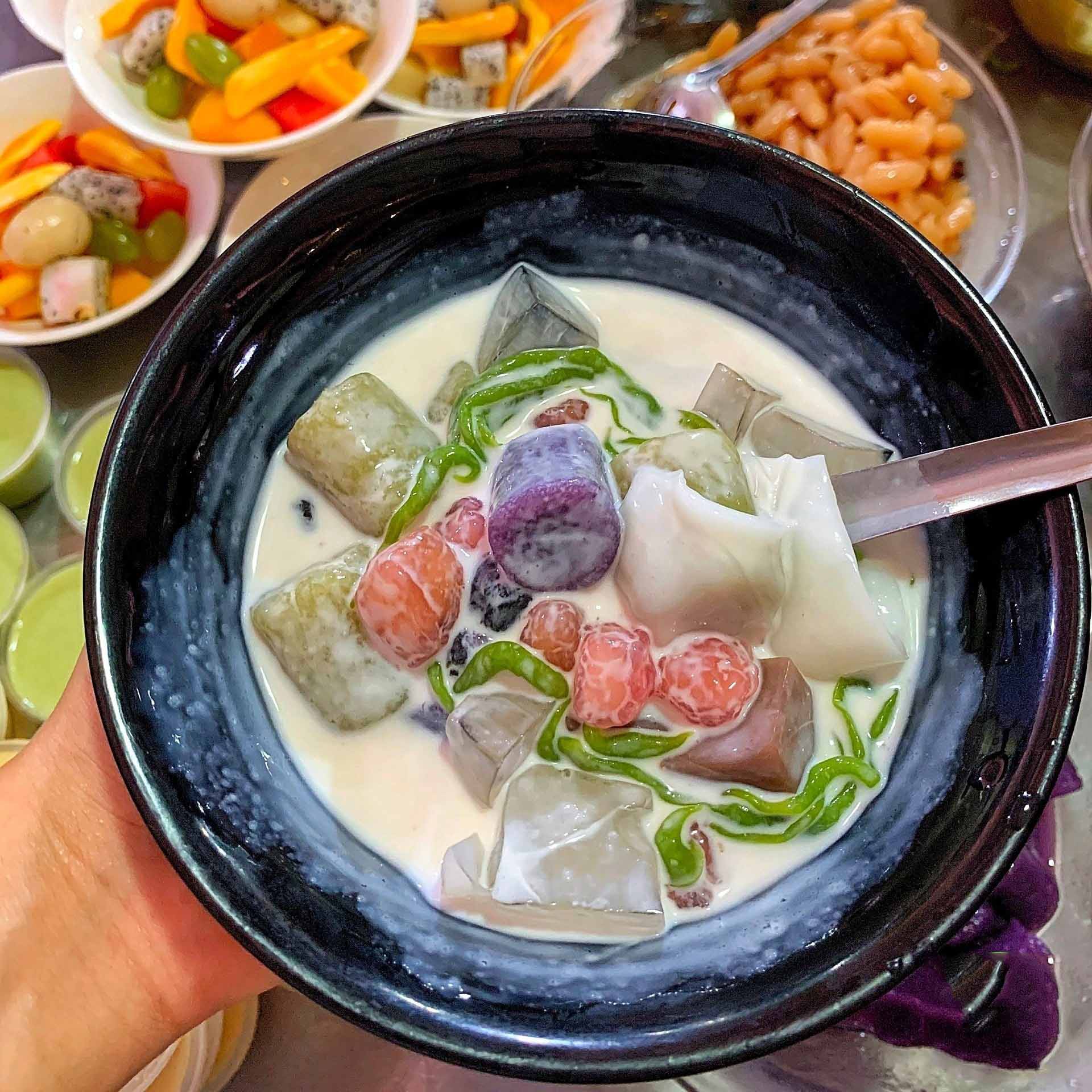 chè Hải Phòng Chè Trang Hải Phòng với phần nước cốt dừa béo, thơm ngậy