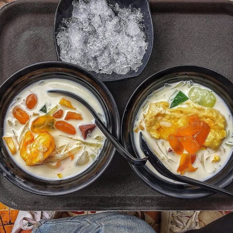 Chè sầu Liên Hà Nội Địa điểm ăn chè sầu Liên Hà Nội - Chè Mẹ Nhím