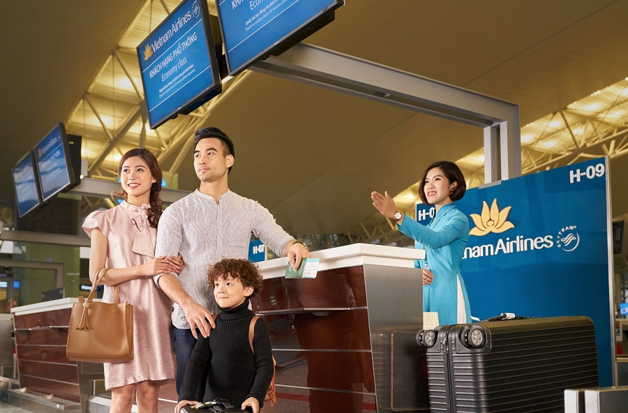 Check-in sân bay là gì Trẻ em đi máy bay cần có người lớn đi cùng