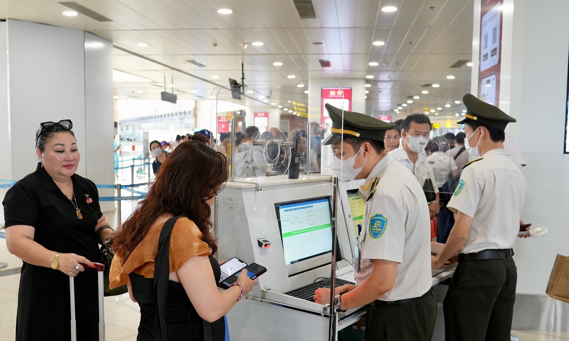 Check-in sân bay là gì