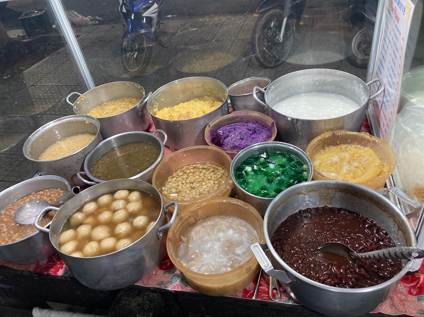 Chè Chùa phong phú với 12 vị khác nhau