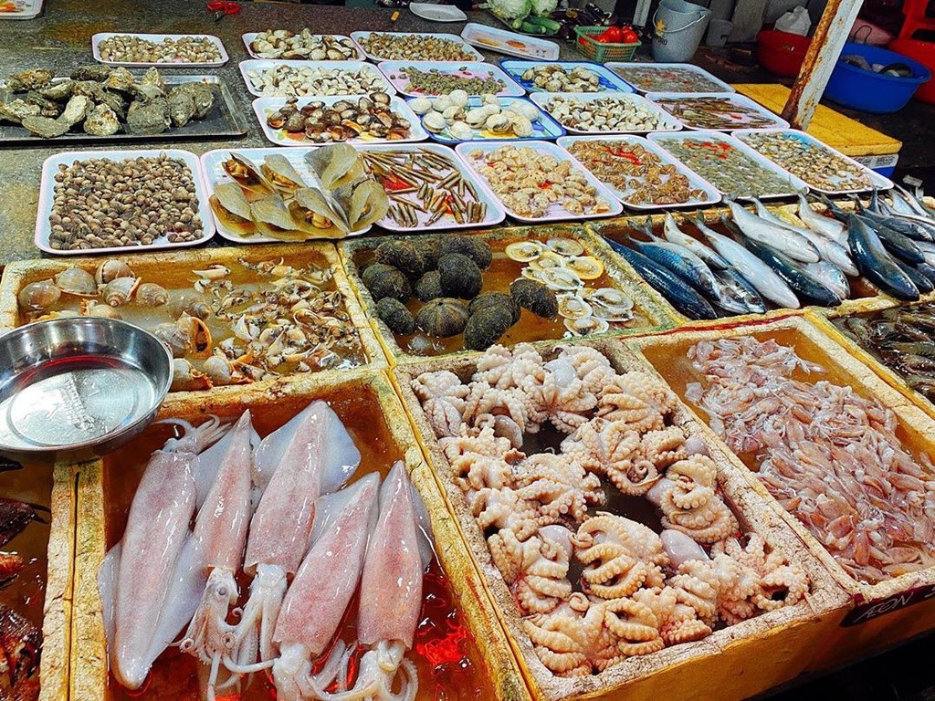 Hải sản Thanh Hóa Chợ Hón Hải Tiến Thanh Hóa