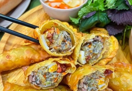 Cẩm nang ăn sập chợ Lương Văn Can – 13 món ngon phải thử ngay