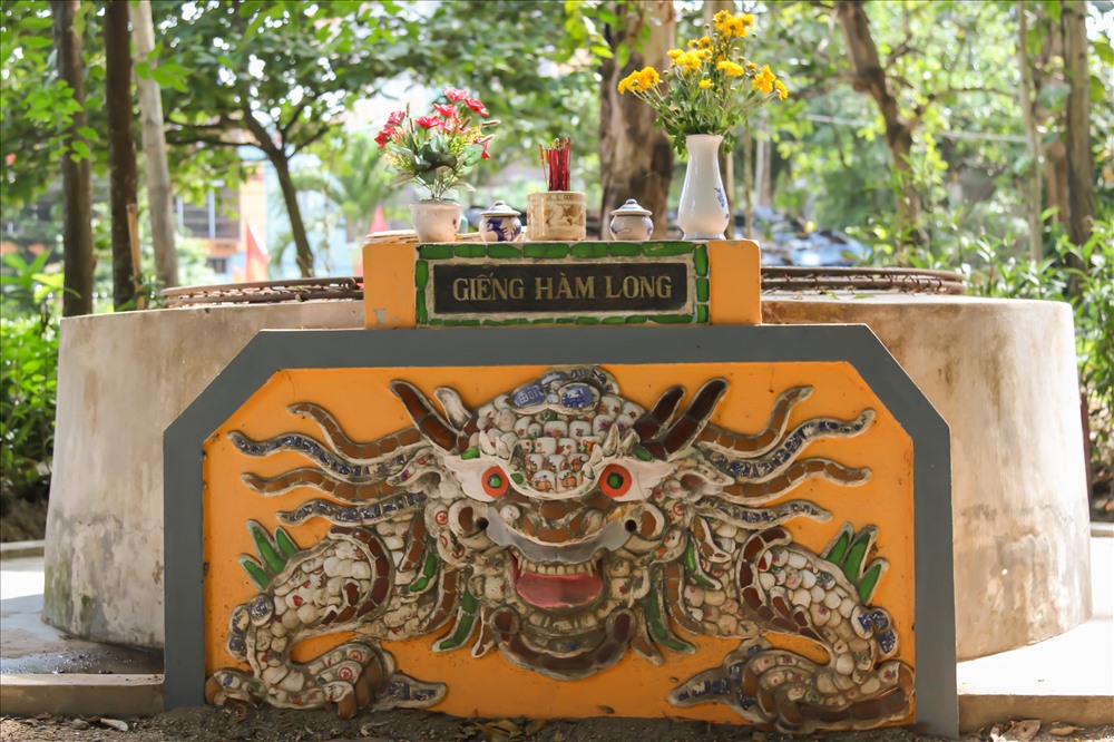 Giếng Hàm Long với câu chuyện bí ẩn