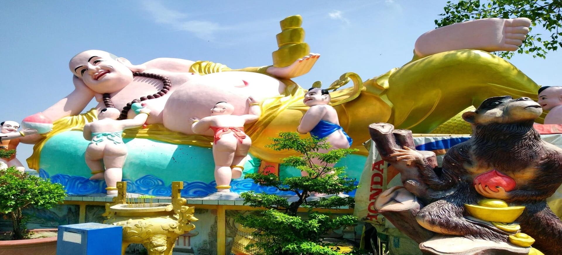 Chùa Châu Đốc 3