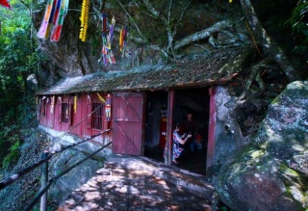 Chùa Một Mái Yên Tử – ngôi cổ tự sở hữu lối kiến trúc độc nhất vô nhị