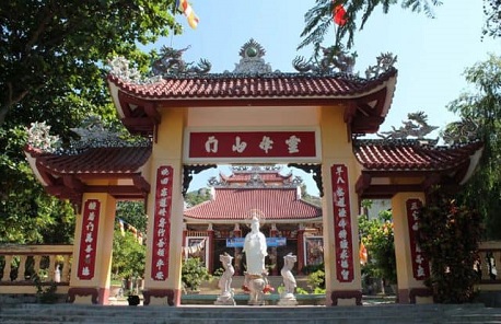 Chùa Ông Núi – địa điểm du lịch tâm linh nổi tiếng Quy Nhơn có gì?