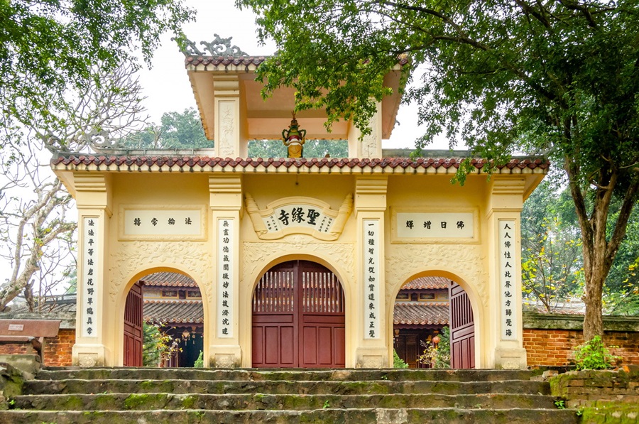Chùa Thánh Duyên được xây dựng theo phong cách kiến trúc đặc trưng của triều đại nhà Nguyễn