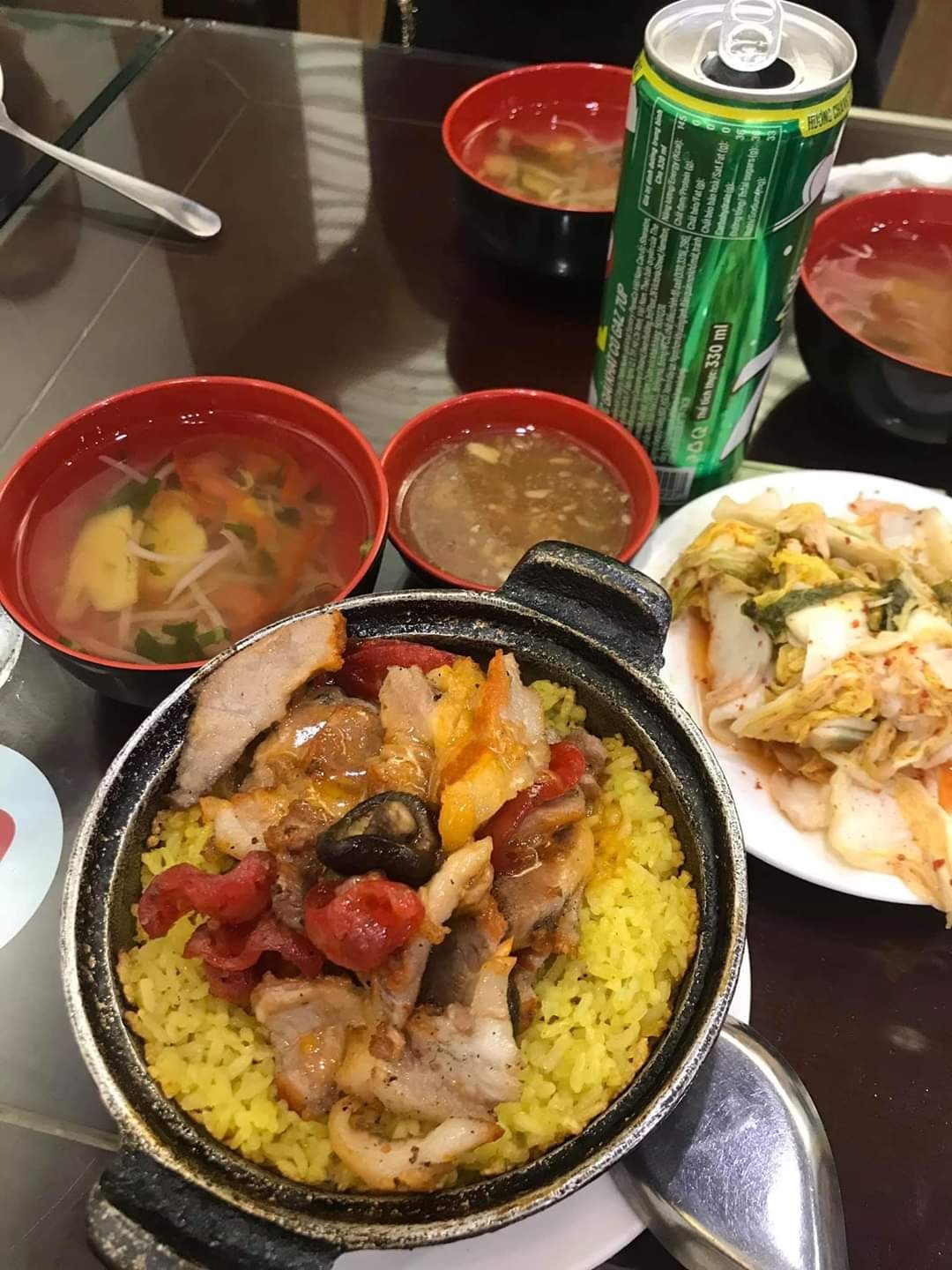 Niêu cơm đầy đặn, ú ụ thịt