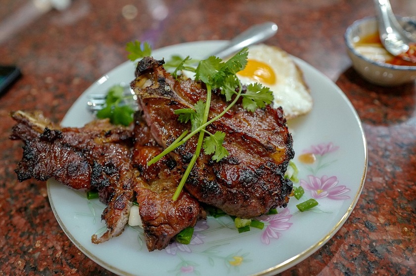 Com tam Nguyen Van Cu