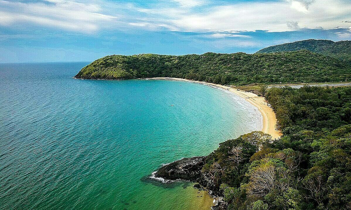 Con Dao beach
