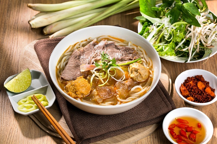 Cồn Hến Huế Bún bò Huế