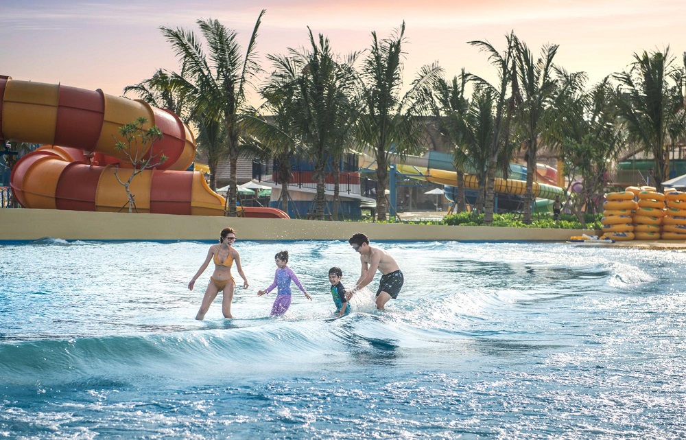 Công viên nước VinWonders Cửa Hội