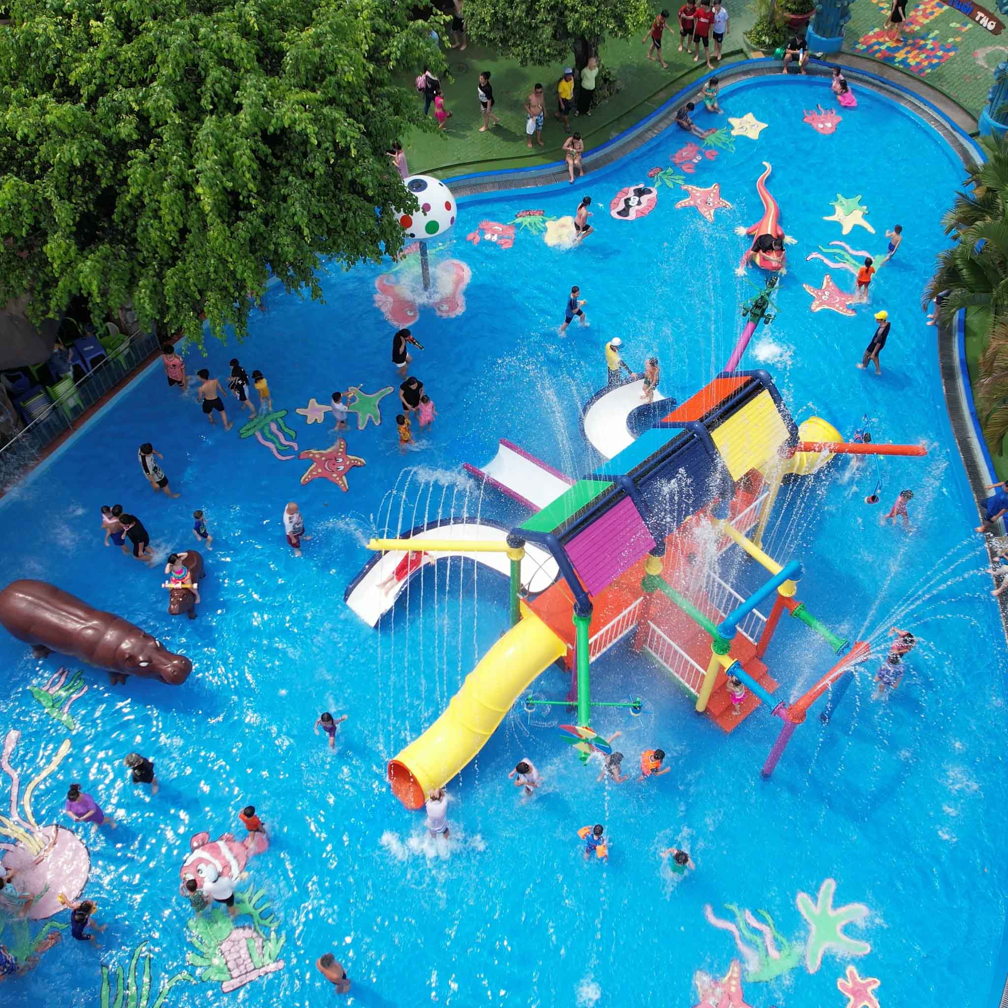 Công viên nước Đầm Sen