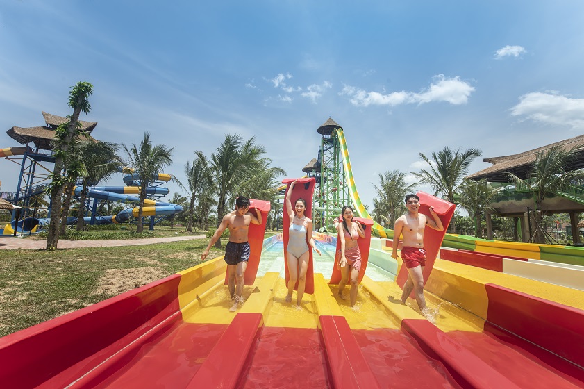 Phố đi bộ Thanh Hóa Công viên nước VinWonders Cửa Hội