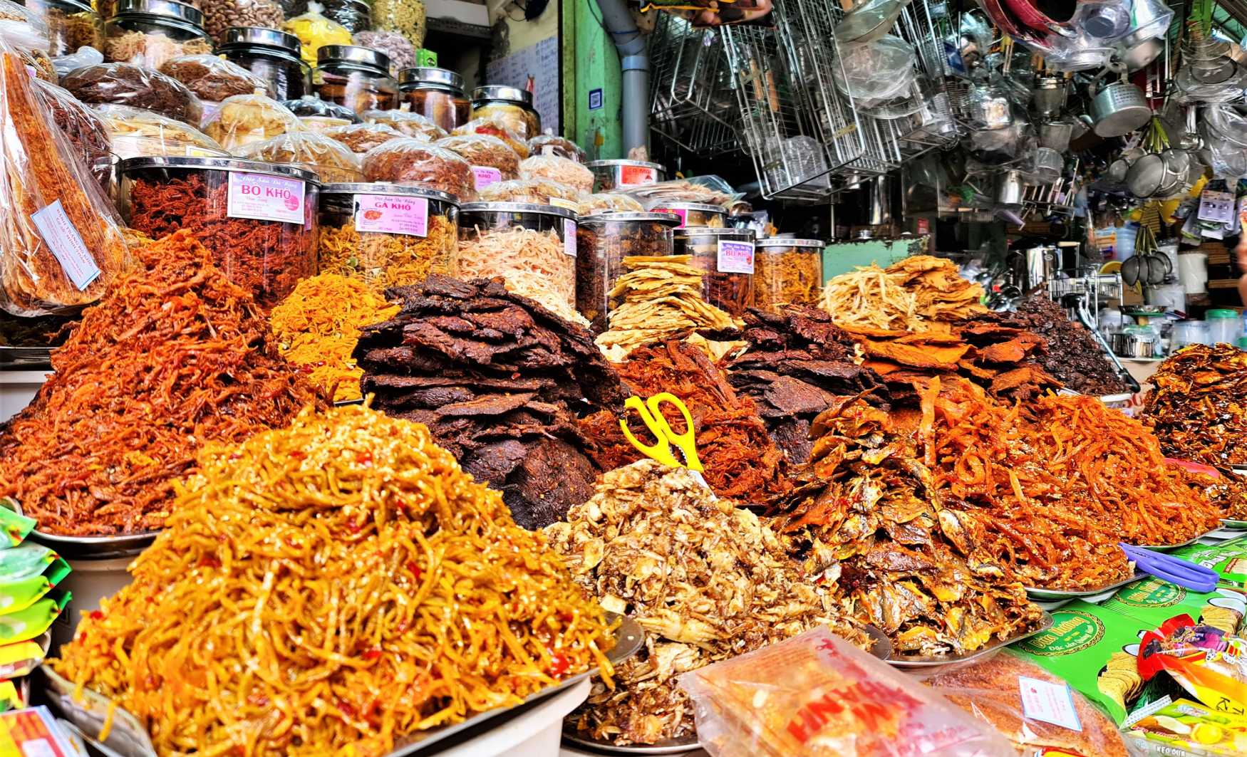 Đặc sản Đà Nẵng mua về làm quà