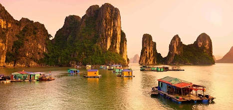 Cua Van Floating Village: a peaceful spot to unwind and relax in Ha Long