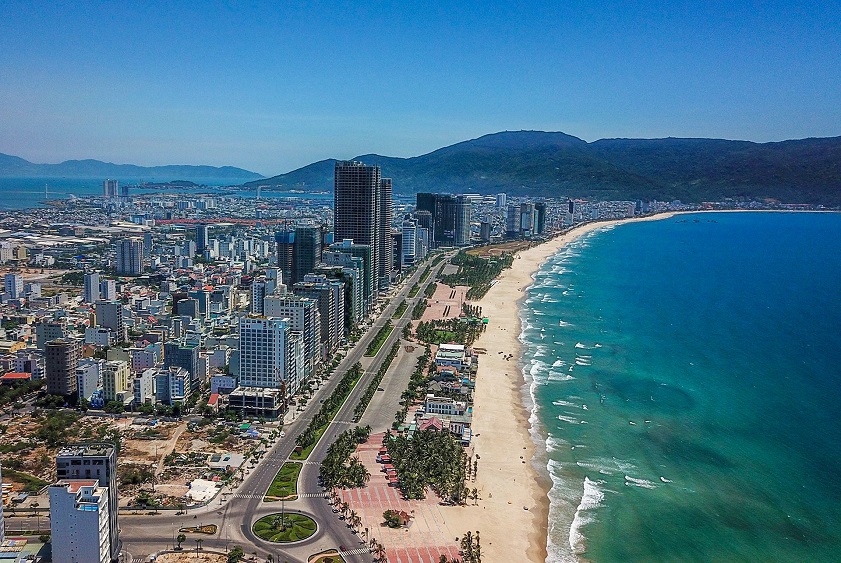 Da Nang weather in October Da Nang weather in October is ideal for beach-hopping