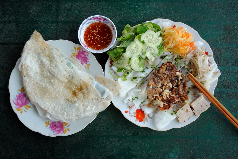 Đặc sản Hoài Nhơn Bình Định nổi tiếng với món bánh ướt hấp dẫn