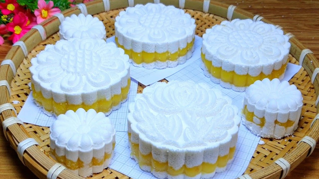 Bánh in có vị ngọt, thơm, thích hợp mua về làm quà 