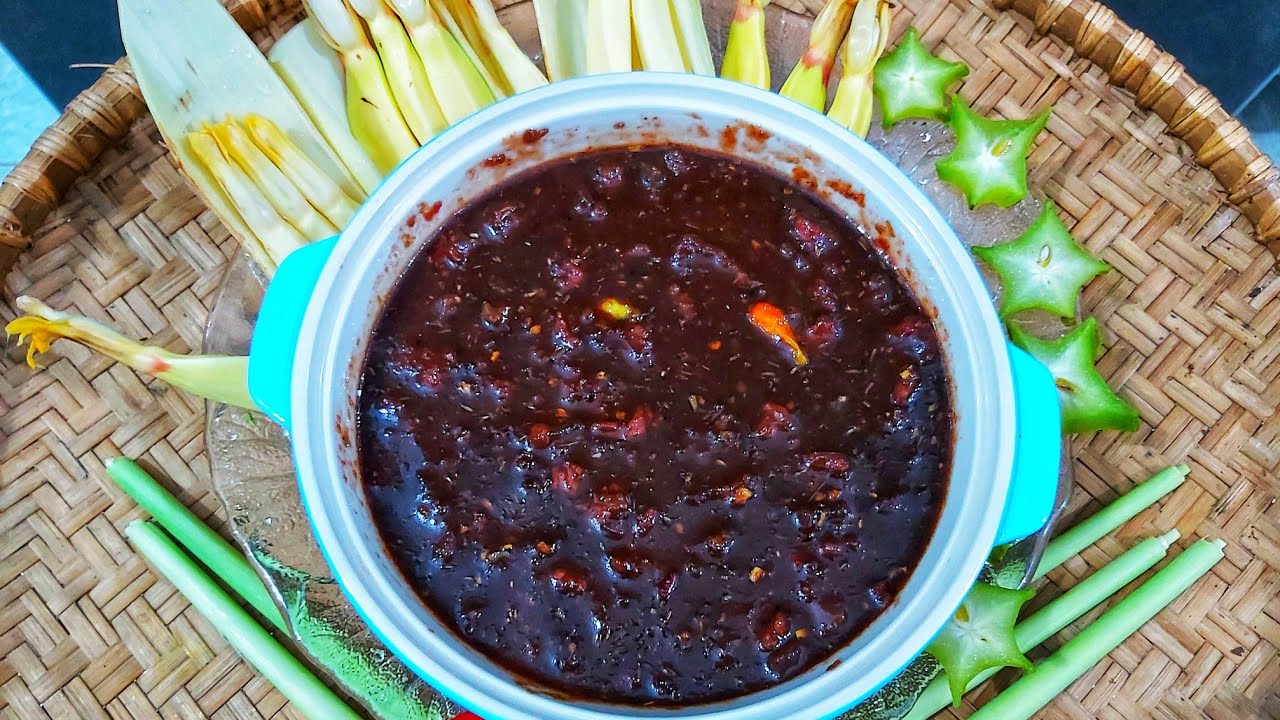 Đặc sản Rạch Giá Đặc sản Rạch Giá mắm ruốc có mùi thơm đặc trưng, hương vị đậm đà