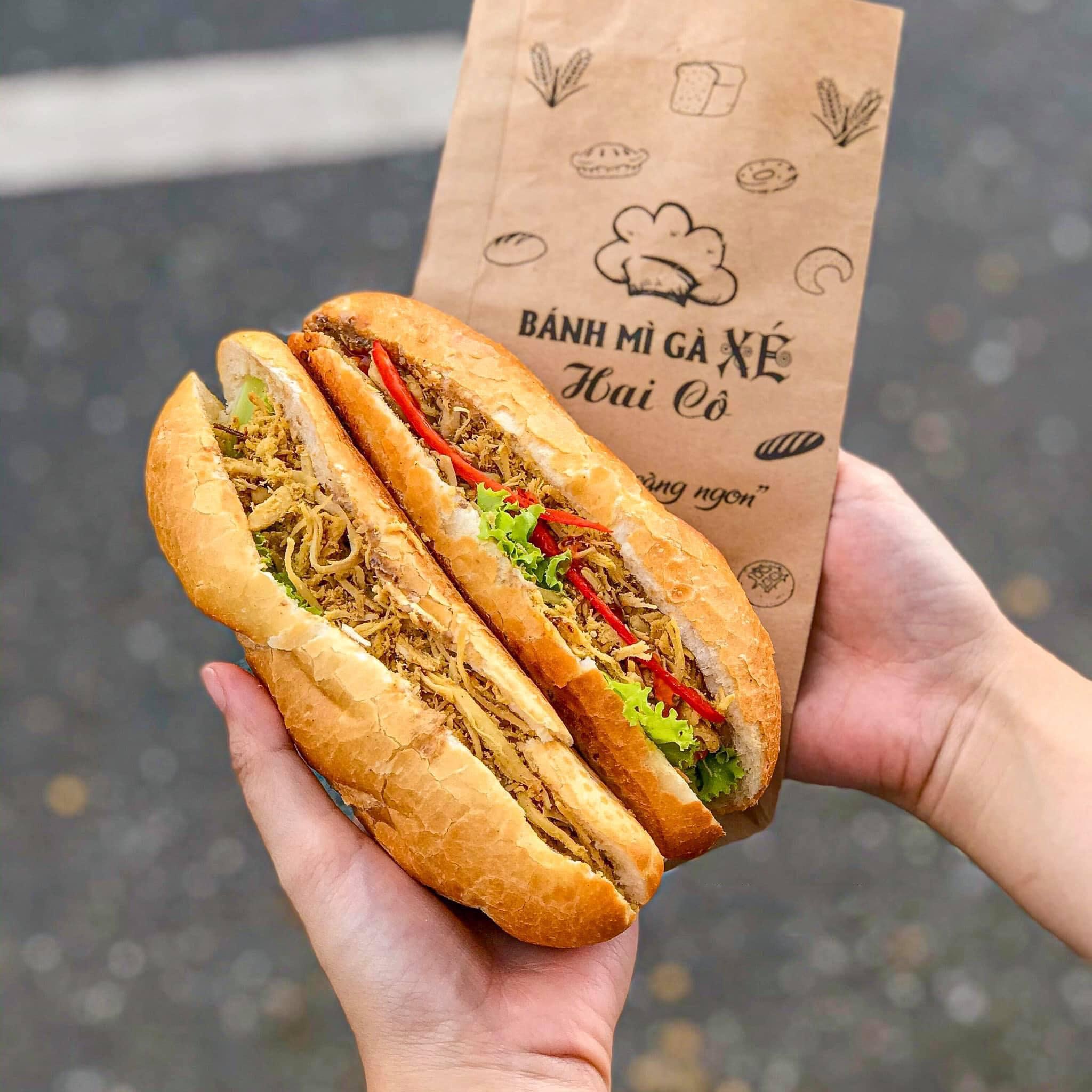 Đặc sản Rạch Giá Đặc sản bánh mì gà xé hấp dẫn thực khách