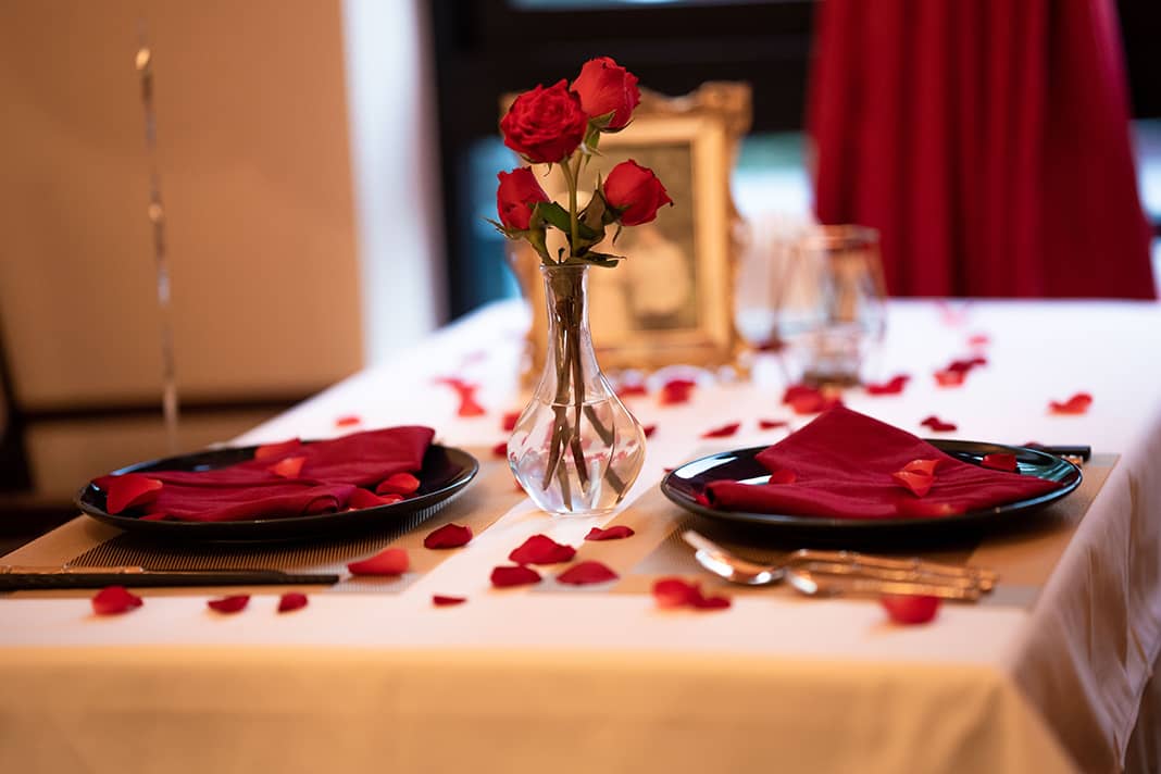 Đám cưới bạc là bao nhiêu năm Những bữa tiệc lãng mạn là món quà lý tưởng cho người bạn đời đặc biệt của bạn nhân ngày kỷ niệm cưới