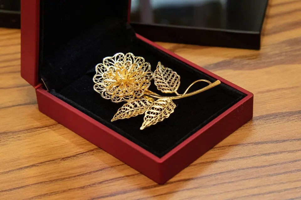 Đám cưới vàng là bao nhiêu năm Quà kỷ niệm ngày cưới