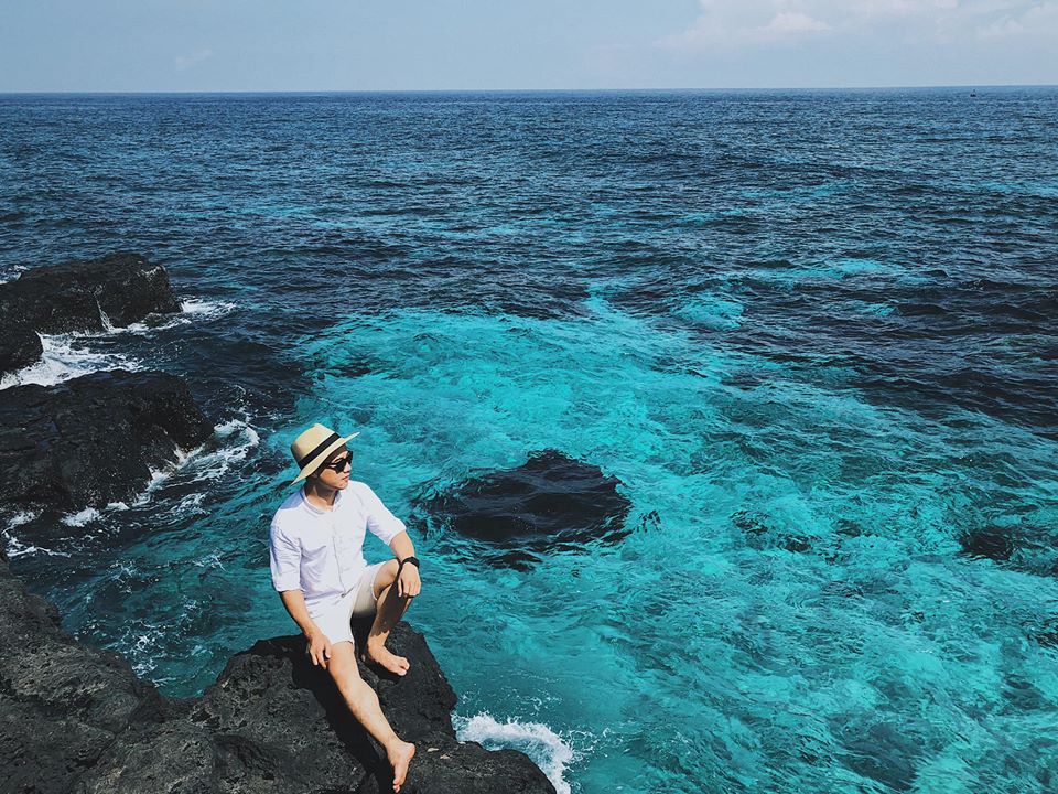 Đảo Bé Lý Sơn Nước biển tại đảo Bé trong xanh