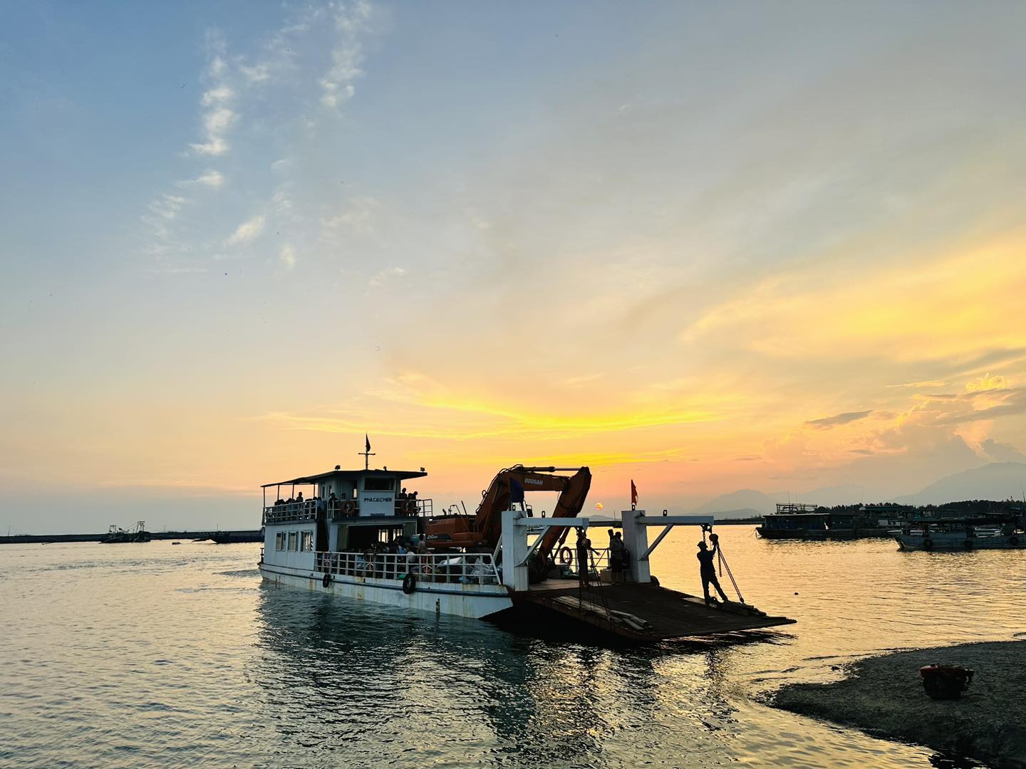 đảo Cái Chiên Phà đi đảo Cái Chiên Móng Cái Quảng Ninh