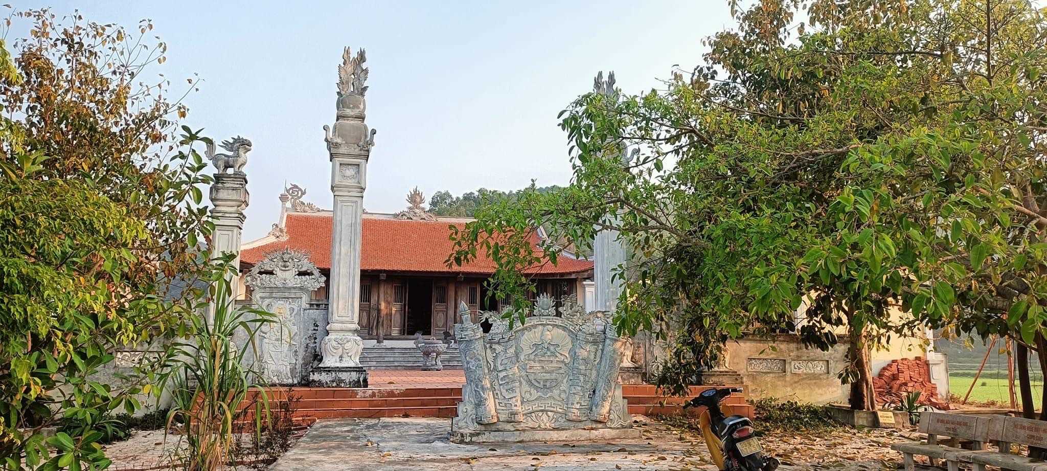 Đình làng đảo Ngọc Vừng