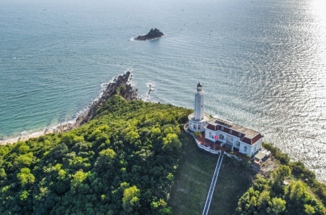 Cẩm nang du lịch đảo Vĩnh Thực – hòn đảo đẹp hoang sơ ít người biết