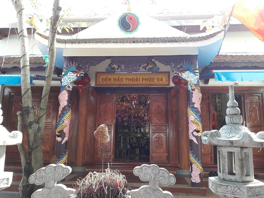 Đền Mẫu Thoải Đền Mẫu Thoải ở quận Long Biên, Hà Nội