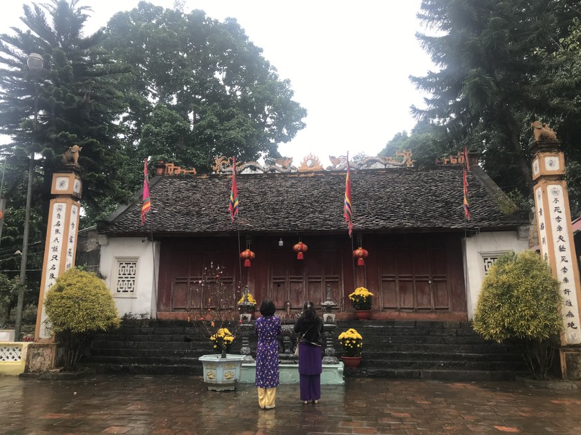 Đền thờ Trần Khát Chân 