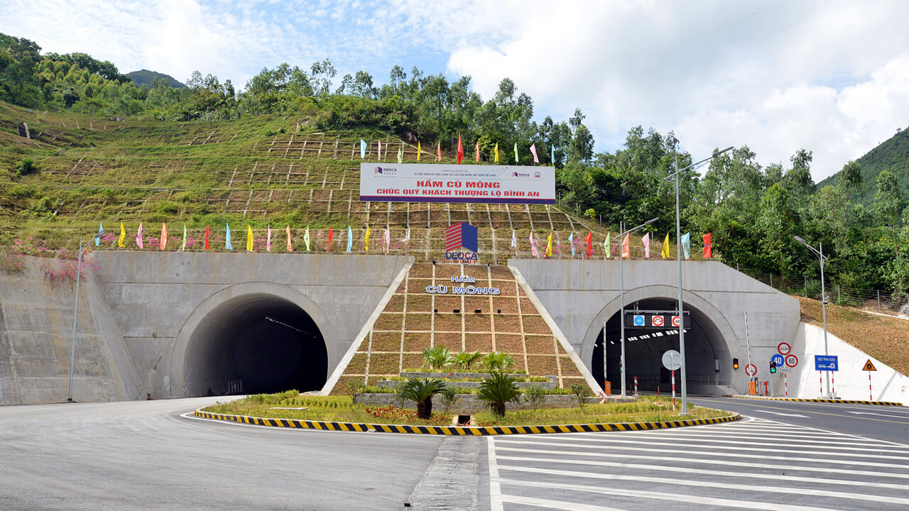 Hầm đèo Cù Mông có chiều dài 2.6km
