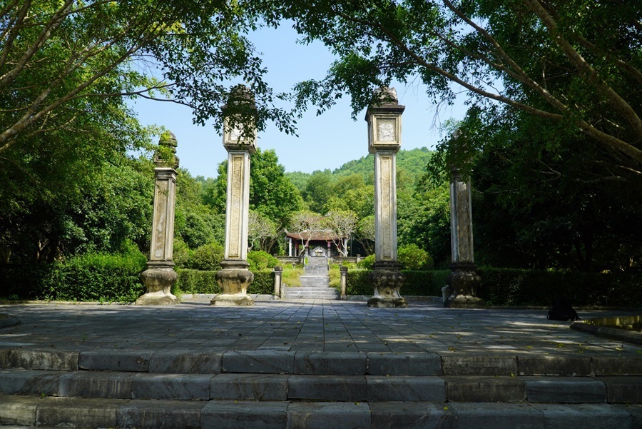 Di tích Hải Thượng Lãn Ông Hương Sơn Hà Tĩnh