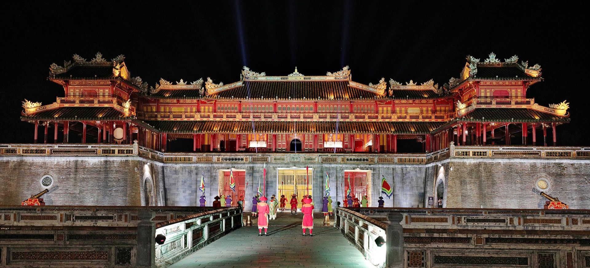 Di tích lịch sử Huế