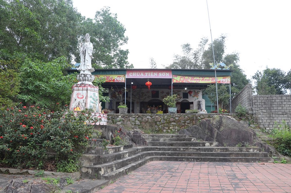 Di tích Tiên Sơn Hà Tĩnh