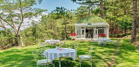 Dinh 3 Đà Lạt – dinh thự tráng lệ, huyền bí ẩn mình giữa rừng thông