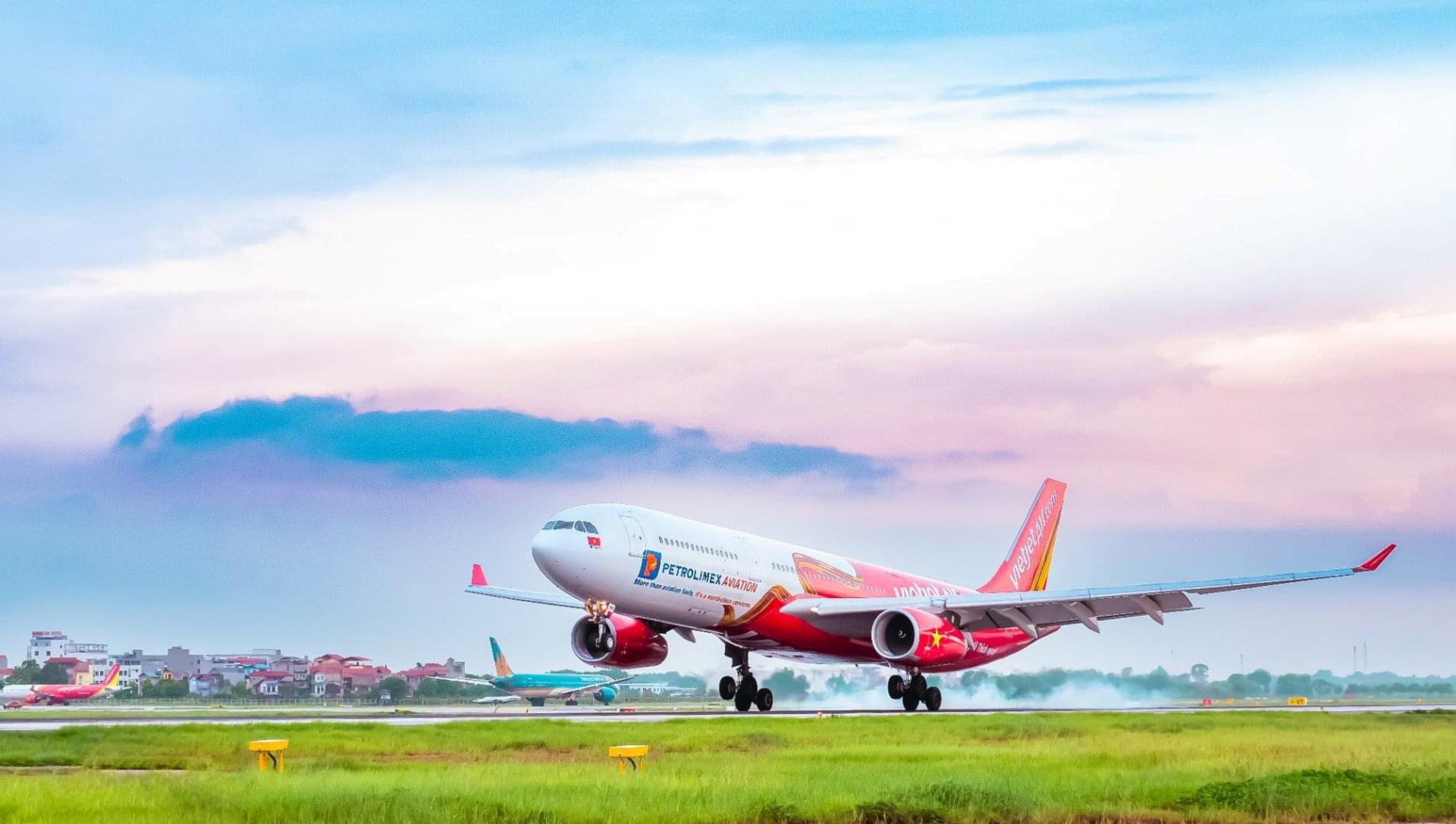 Đổi tên vé máy bay Vietjet