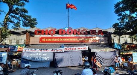Dong Ba Market: Take a tour to one of the BUSIEST markets in Hue