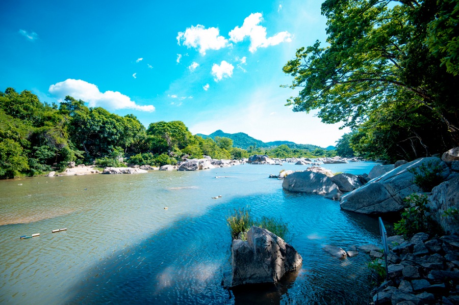 Một góc yên bình ở Hầm Hô - điểm đến được yêu thích trong các bài review du lịch Bình Định