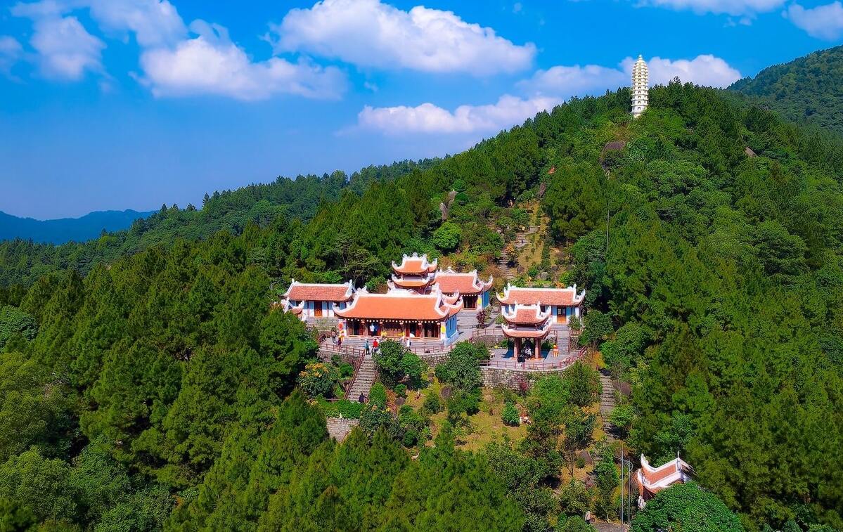 du lịch chùa Hương Tích Hà Tĩnh