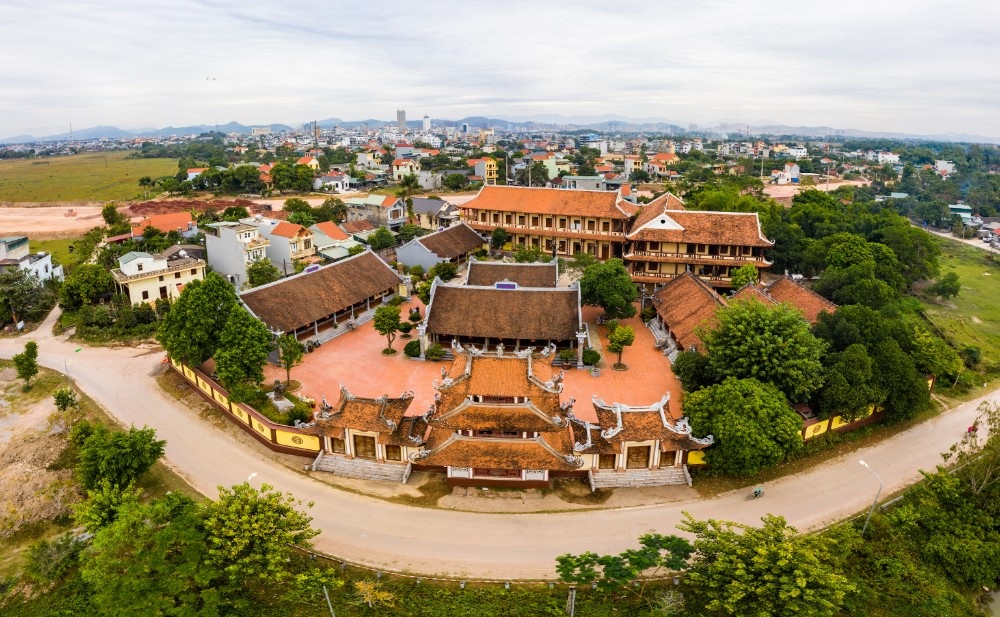 Toàn cảnh kiến trúc ngôi chùa Xuân Lan cổ kính